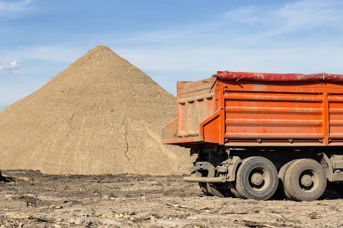 Sand / Gravel